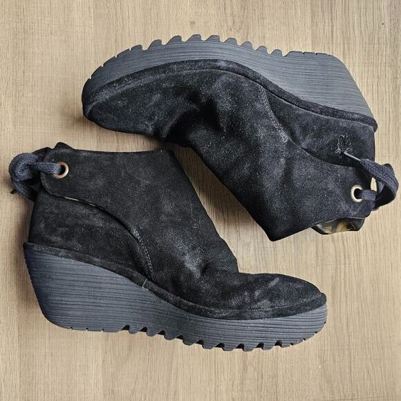 Fly London Yebi Wedge Ankle Boot Womens 9 9.5 Black Suede Tie Back Minimalist - Picture 5 of 7